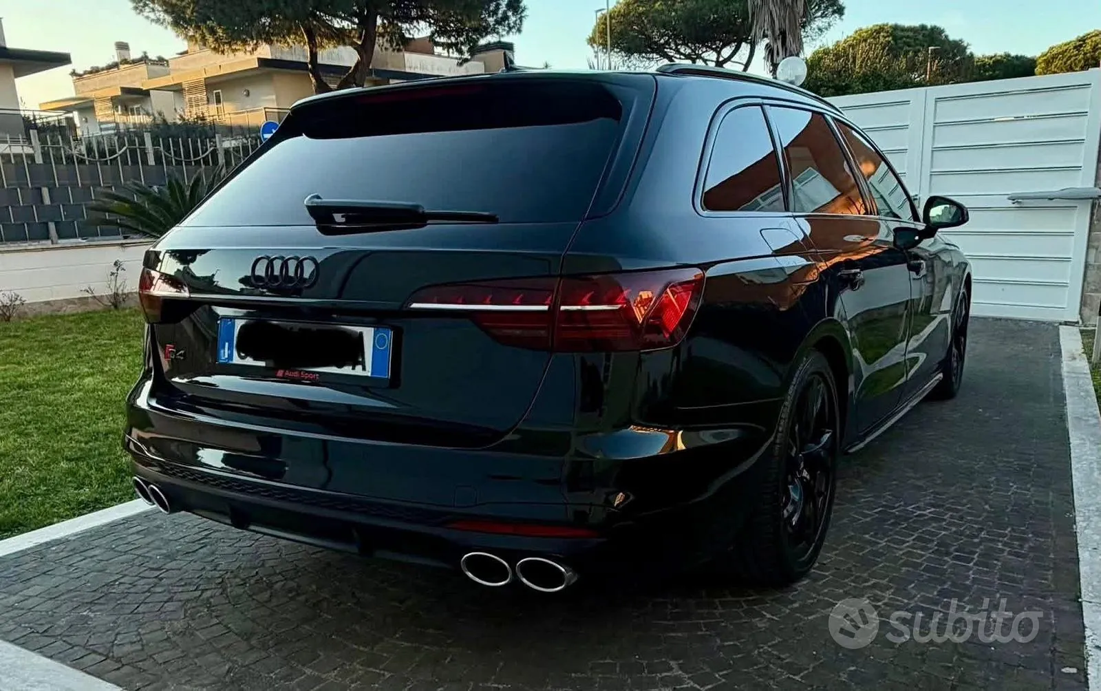 Audi A4 2021 photo 2