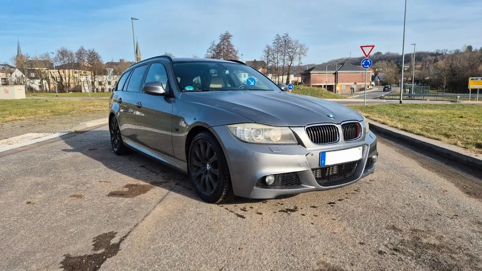 BMW 330D