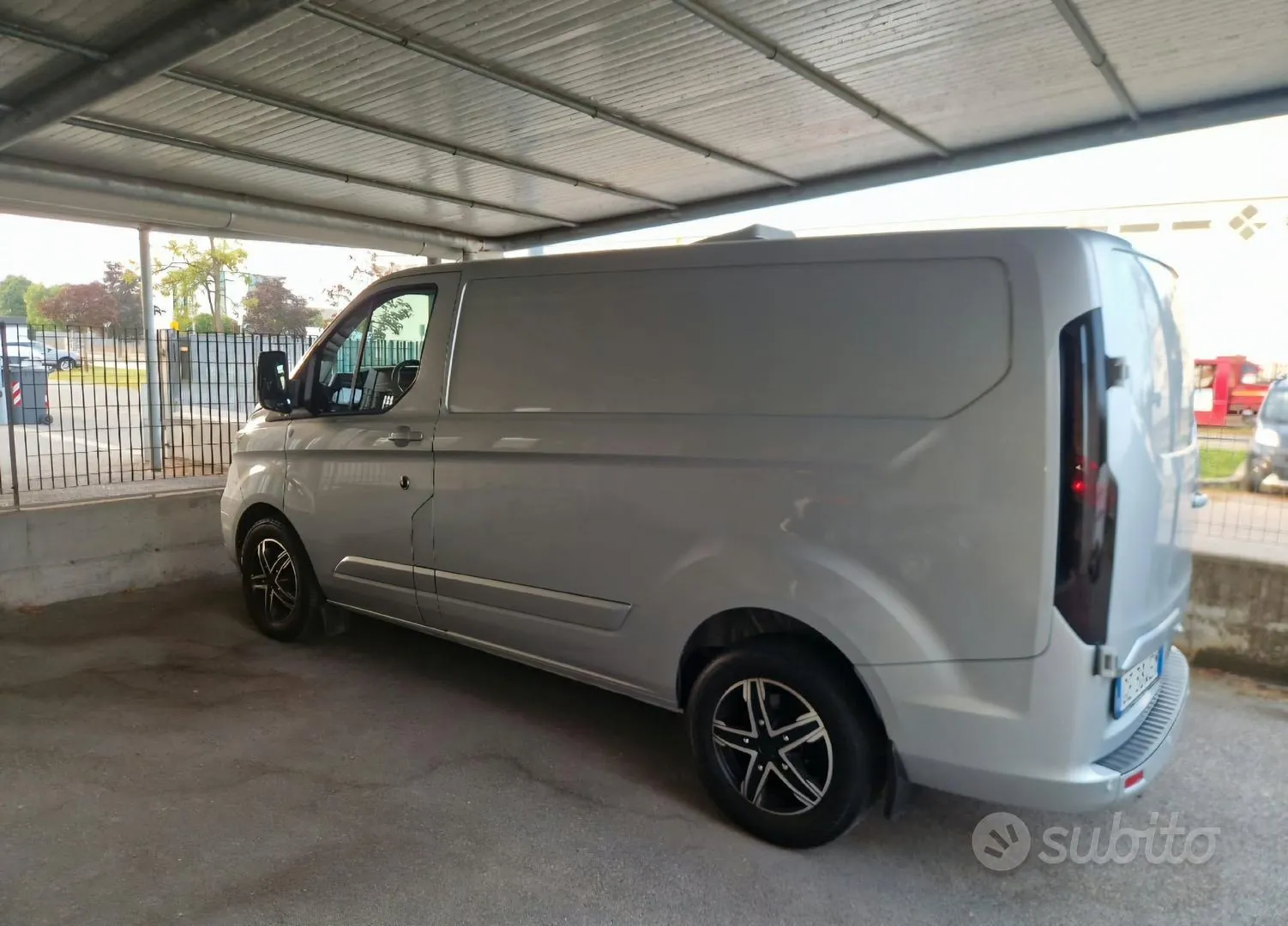 Ford Transit Custom 2021 photo 2