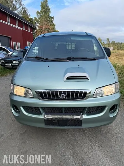 Hyundai H1 2005 photo 2