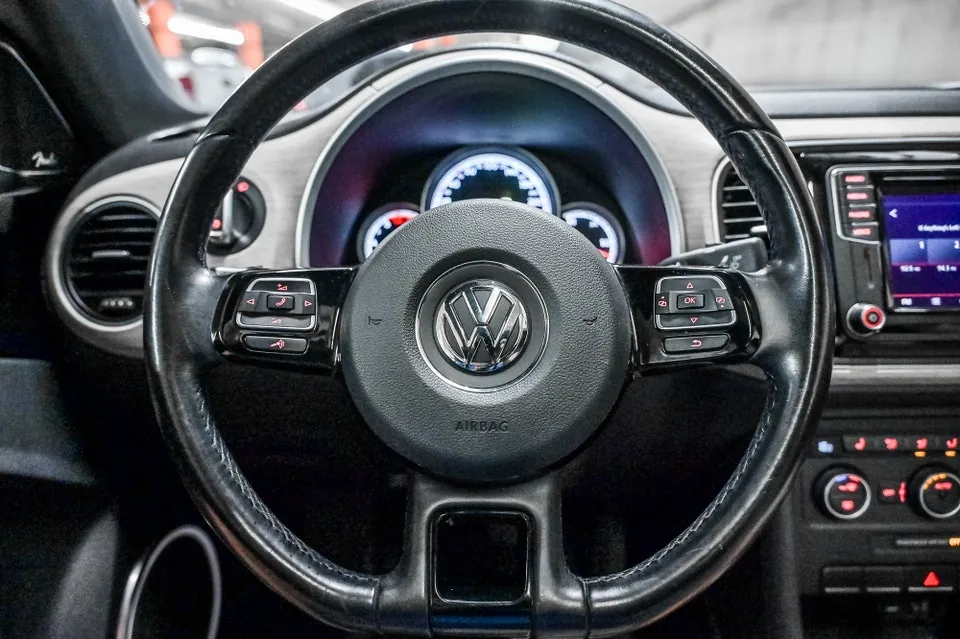 Volkswagen Beetle 2018 photo 5