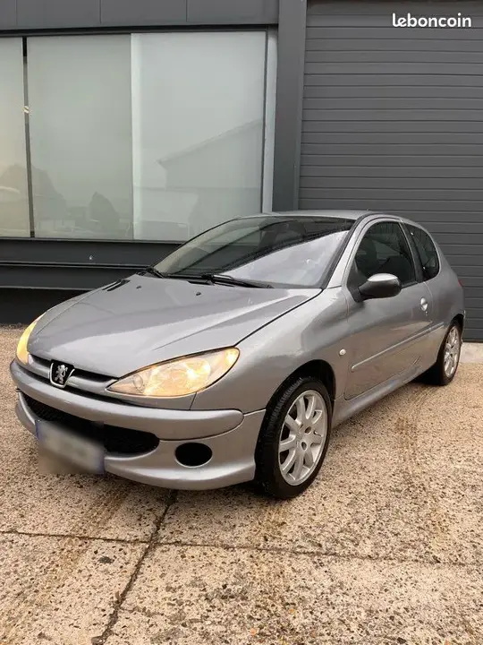 Peugeot 206