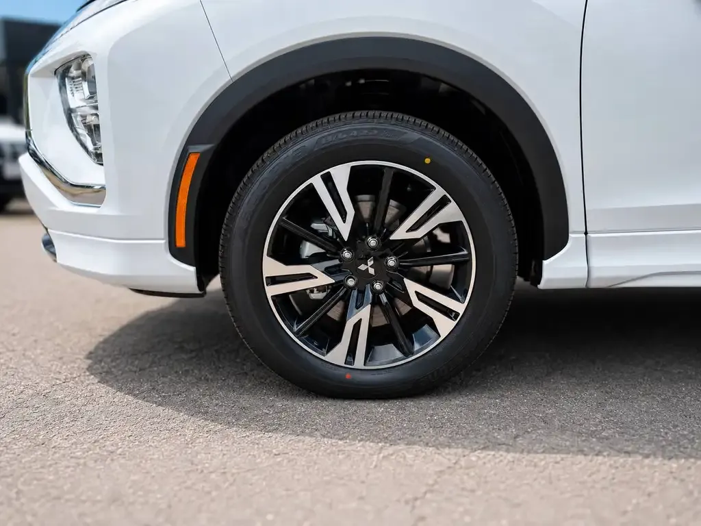 Mitsubishi Eclipse Cross 2026 photo 3
