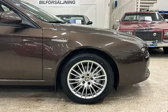 Alfa Romeo 159 2009 photo 4