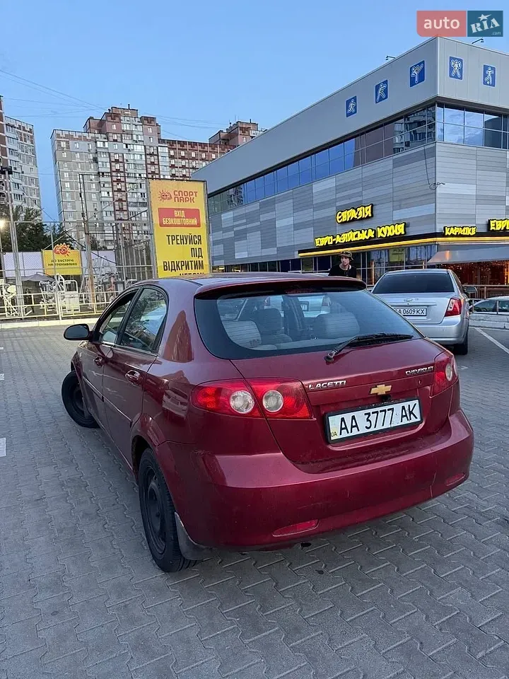 Chevrolet Lacetti 2004 photo 2
