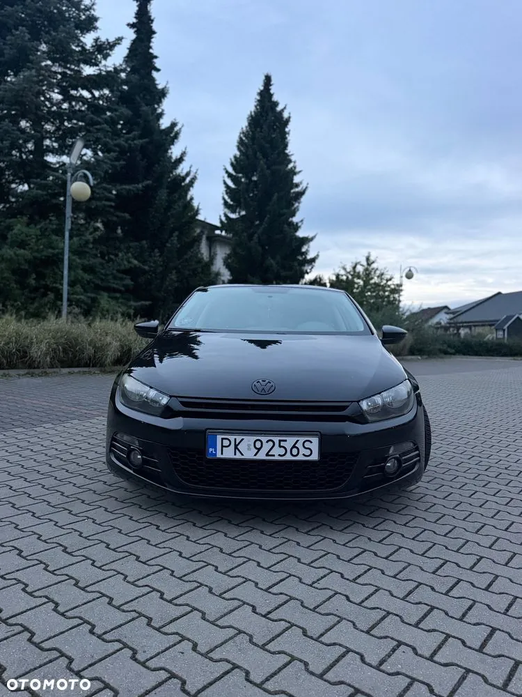 Volkswagen Scirocco 2010 photo 2