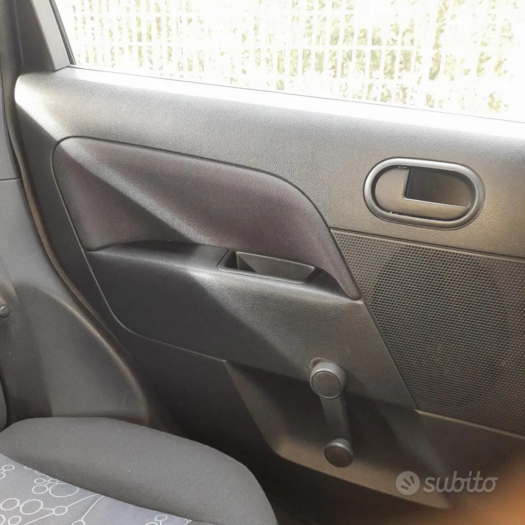 Ford Fiesta 2008 photo 5