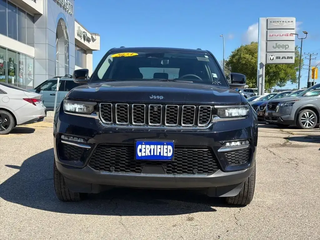 Jeep Grand Cherokee 2023 photo 4