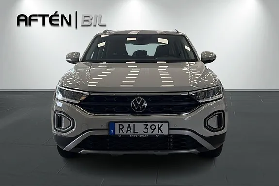Volkswagen T-Roc 2023 photo 3