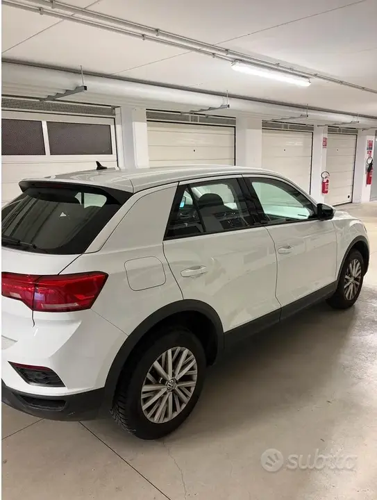 Volkswagen T-Roc 2019 photo 3