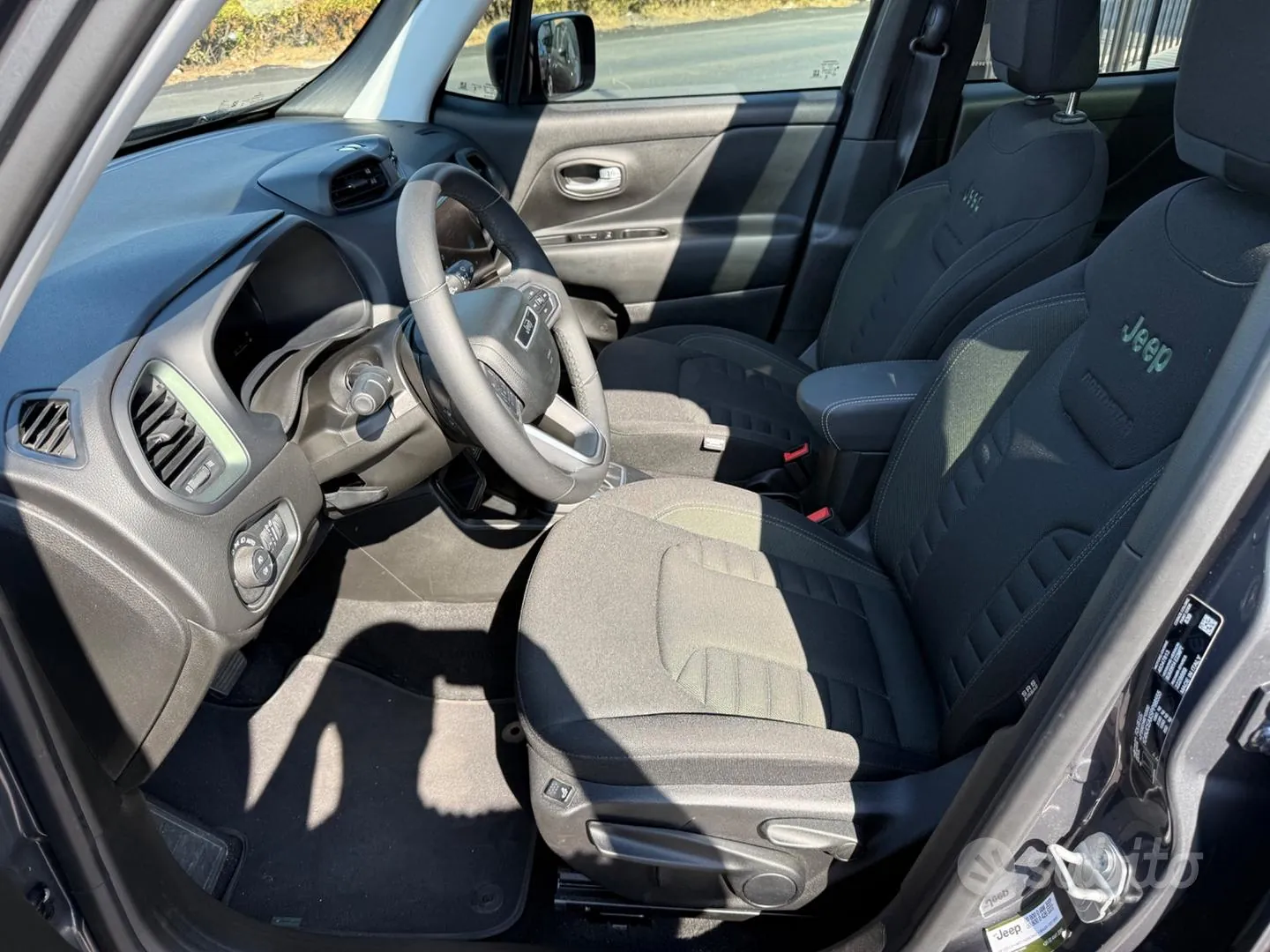 Jeep Renegade 2025 photo 5