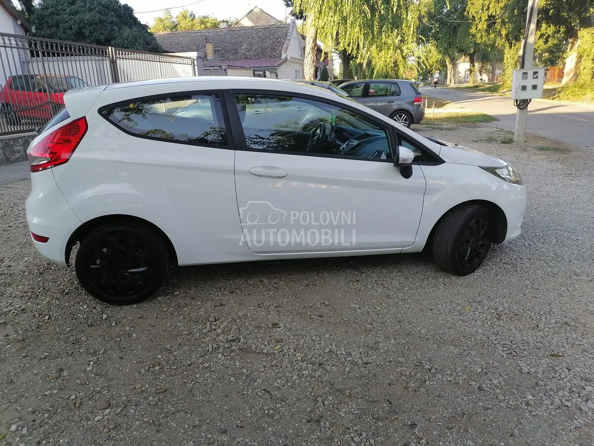 Ford Fiesta 2009 photo 5