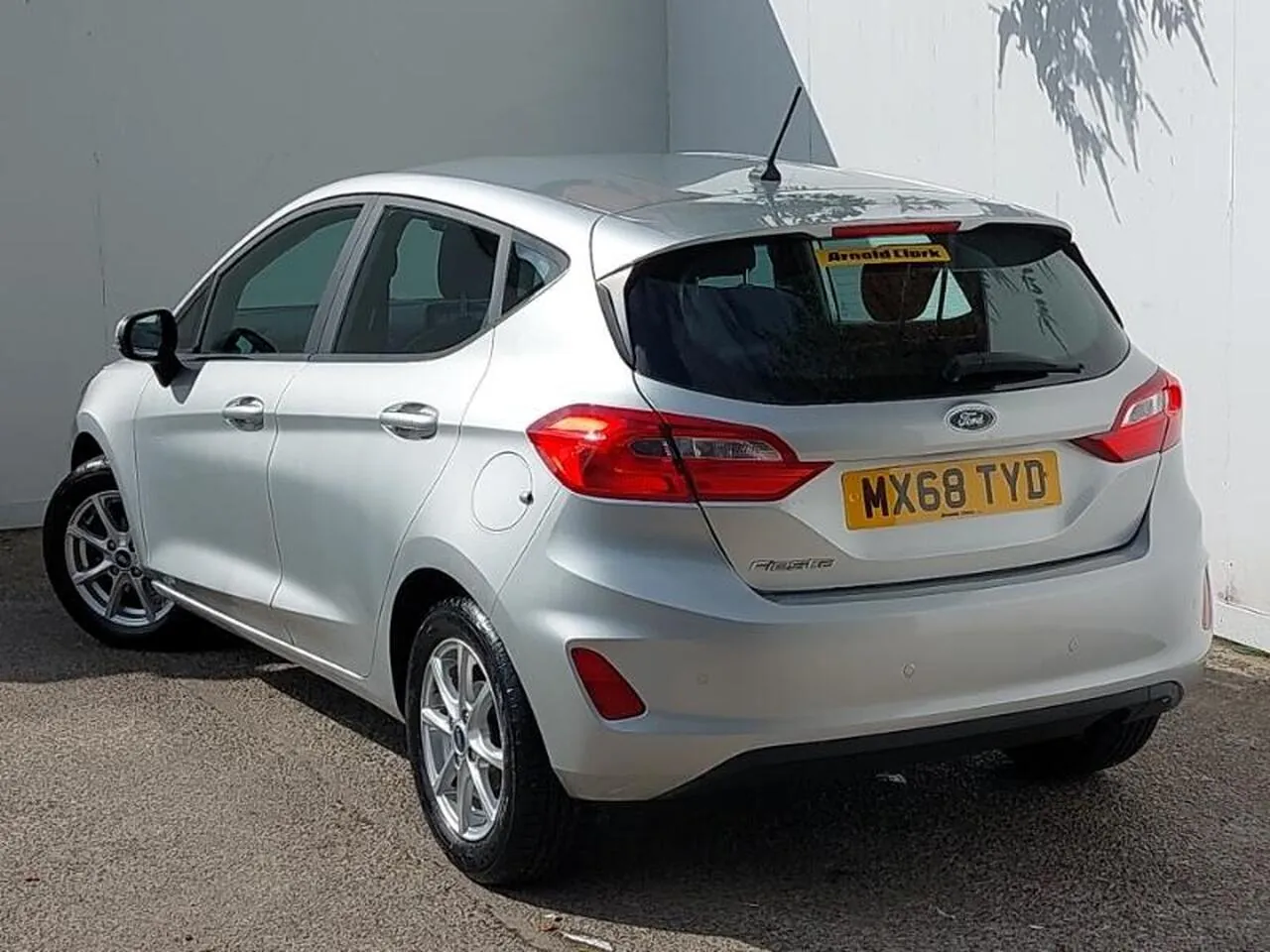 Ford Fiesta 2019 photo 2