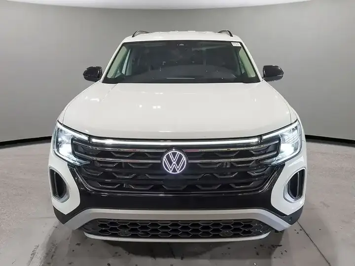 Volkswagen Atlas 2024 photo 2