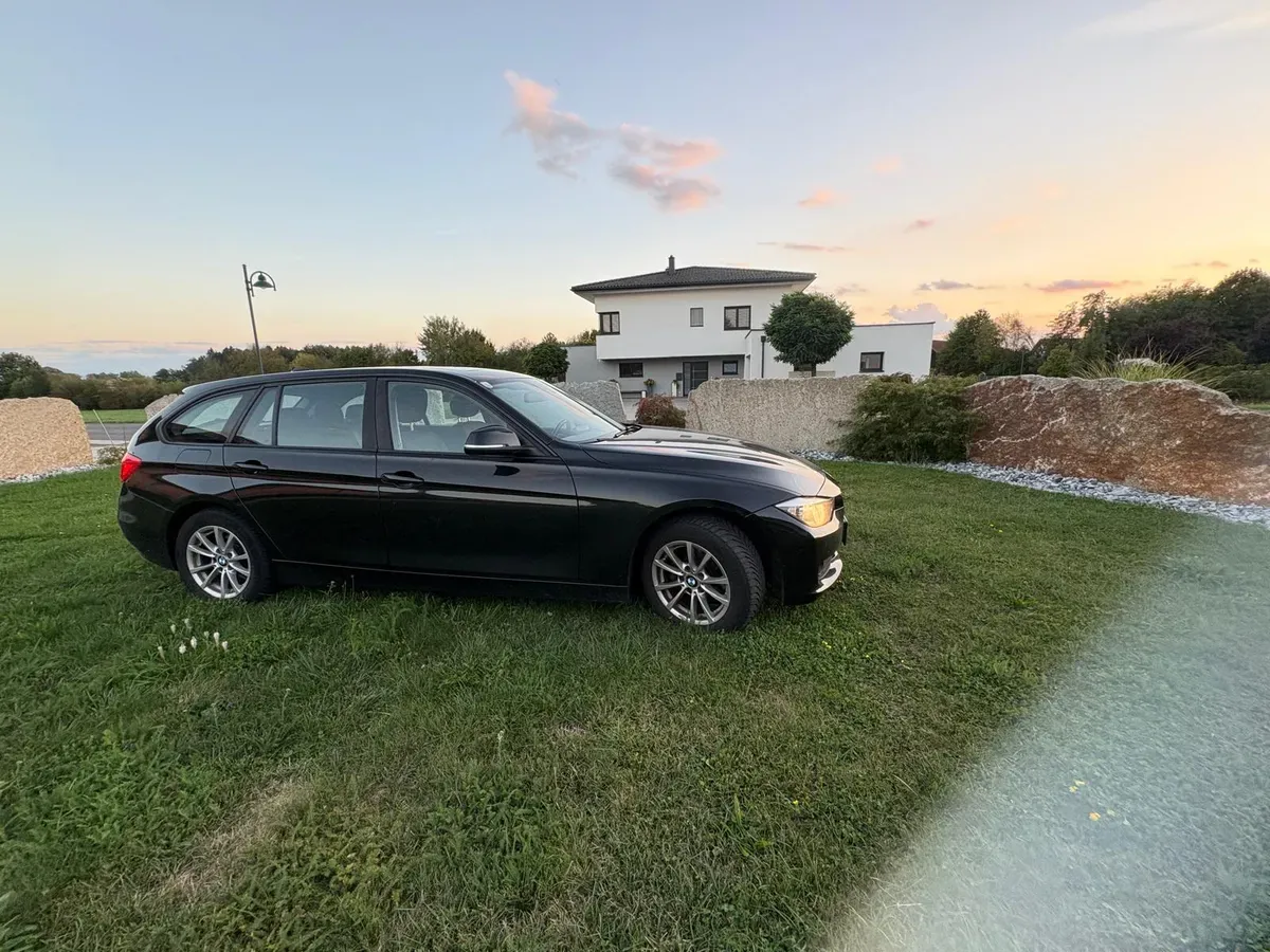 BMW 3 Series 2013 photo 3