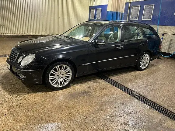 Mercedes-Benz E 320 2007 photo 2