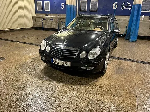 Mercedes-Benz E 320