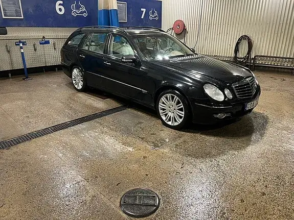 Mercedes-Benz E 320 2007 photo 3