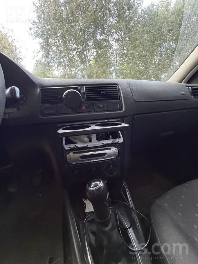 Volkswagen Bora 2000 photo 5
