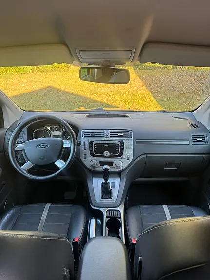 Ford Kuga 2011 photo 4