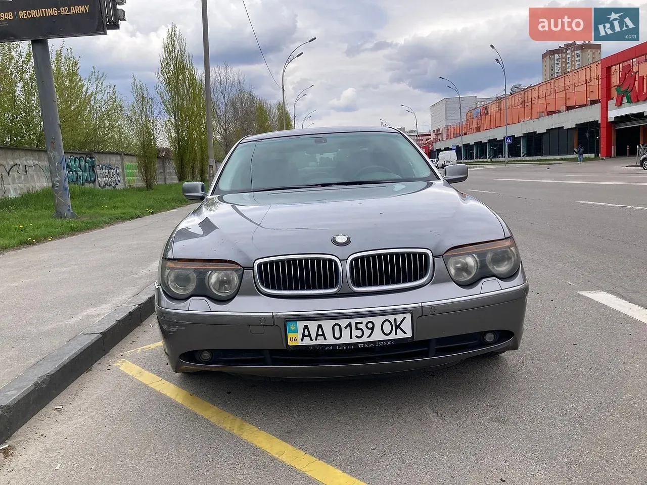 BMW 7 Series 2002 photo 2