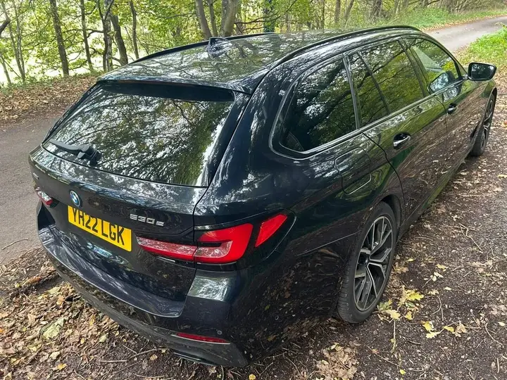 BMW 5 Series 2022 photo 3