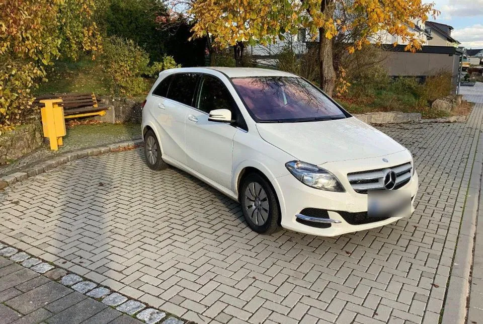 Mercedes-Benz B 250