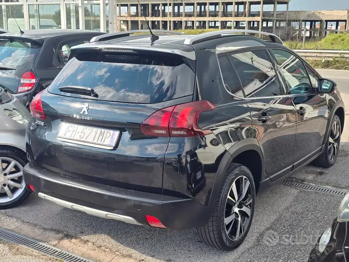 Peugeot 2008 2017 photo 5