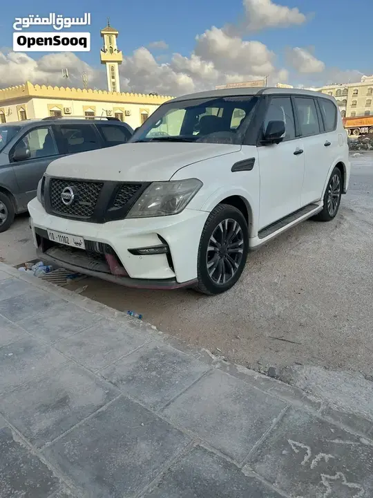 Nissan Patrol 2010 photo 4