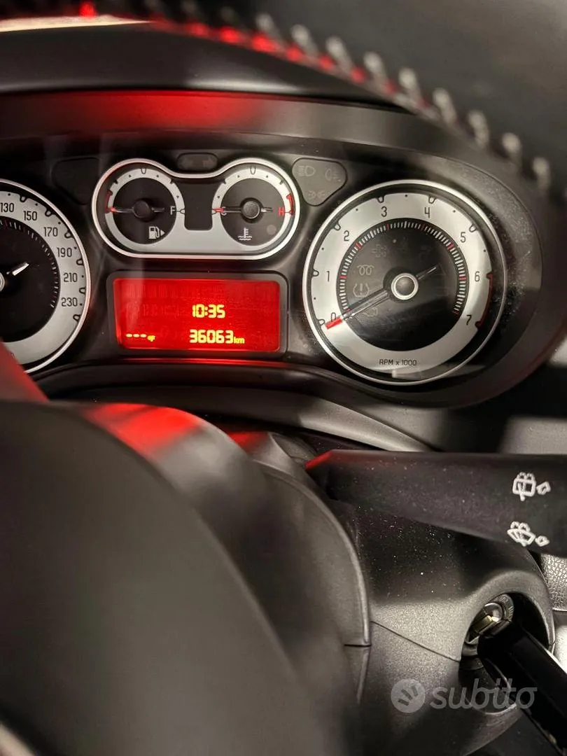 Fiat 500L 2015 photo 2