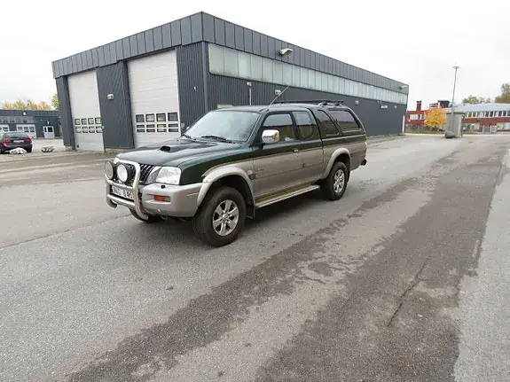 Mitsubishi L200 Club Cab