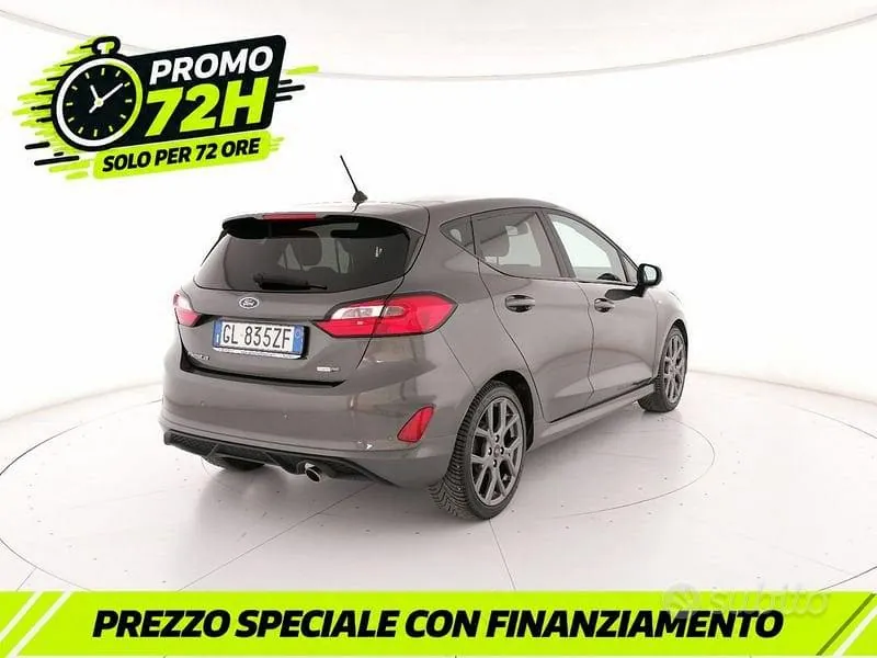 Ford Fiesta 2022 photo 2