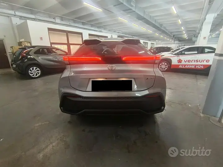 Toyota C-Hr 2025 photo 5