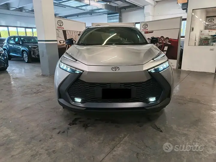 Toyota C-Hr 2025 photo 3
