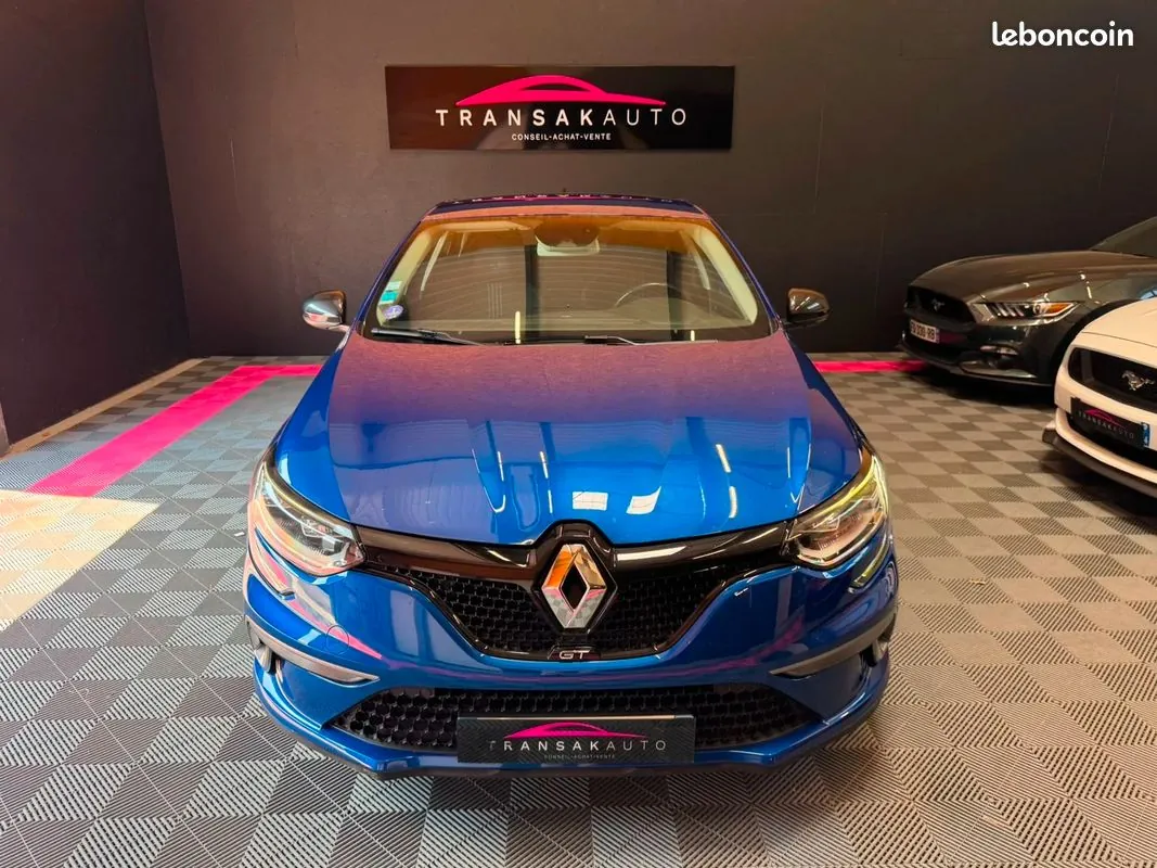 Renault Megane 2017 photo 2