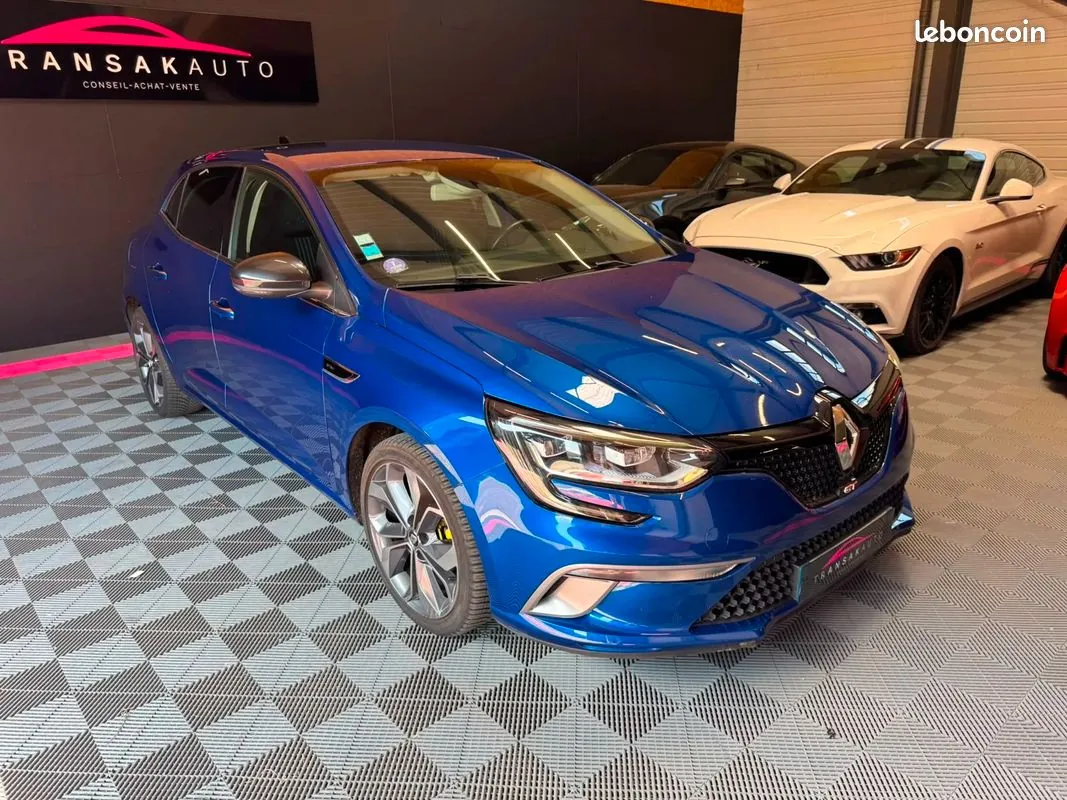 Renault Megane 2017 photo 3
