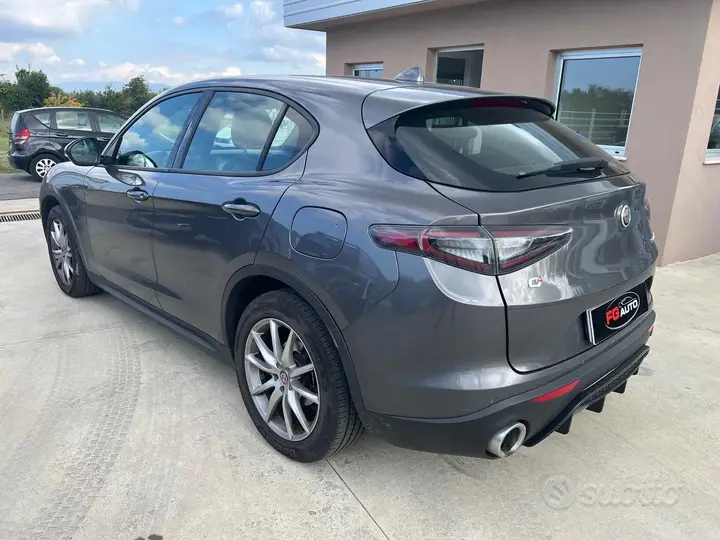 Alfa Romeo Stelvio 2019 photo 3