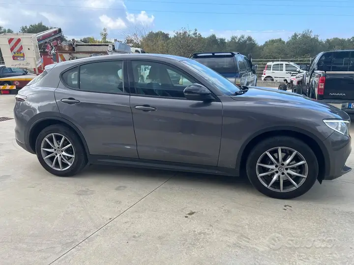 Alfa Romeo Stelvio 2019 photo 5
