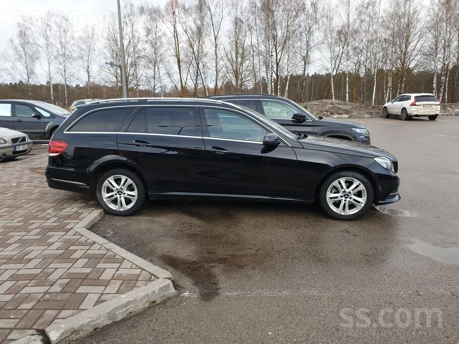 Mercedes-Benz E200 2014 photo 2