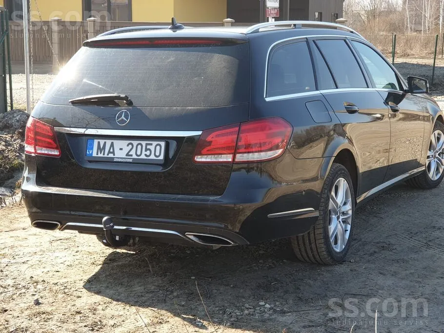 Mercedes-Benz E200 2014 photo 5