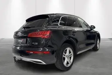 Audi Q5 2019 photo 2