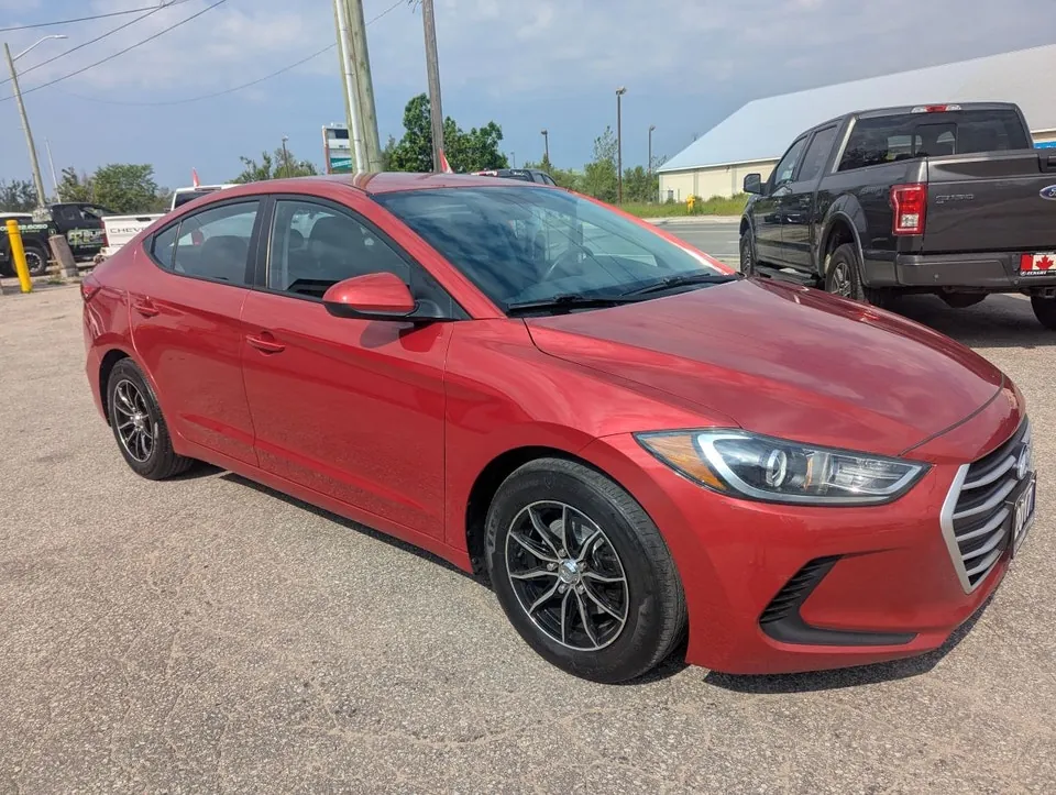Hyundai Elantra 2017 photo 3