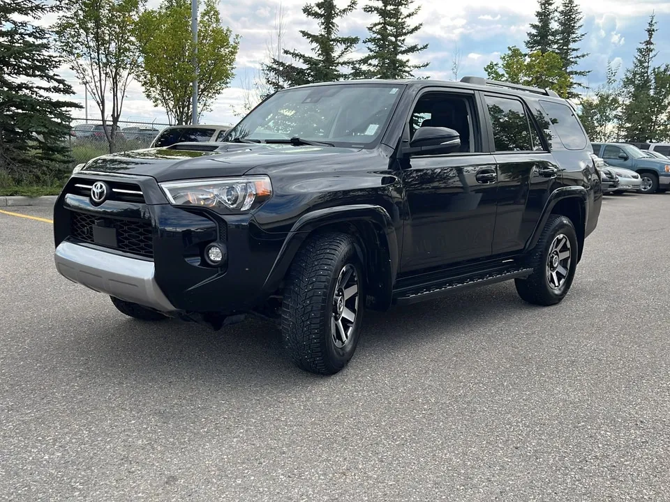 Toyota 4Runner 2024 photo 2