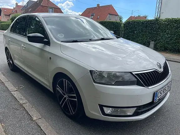 Skoda Rapid 2014 photo 2