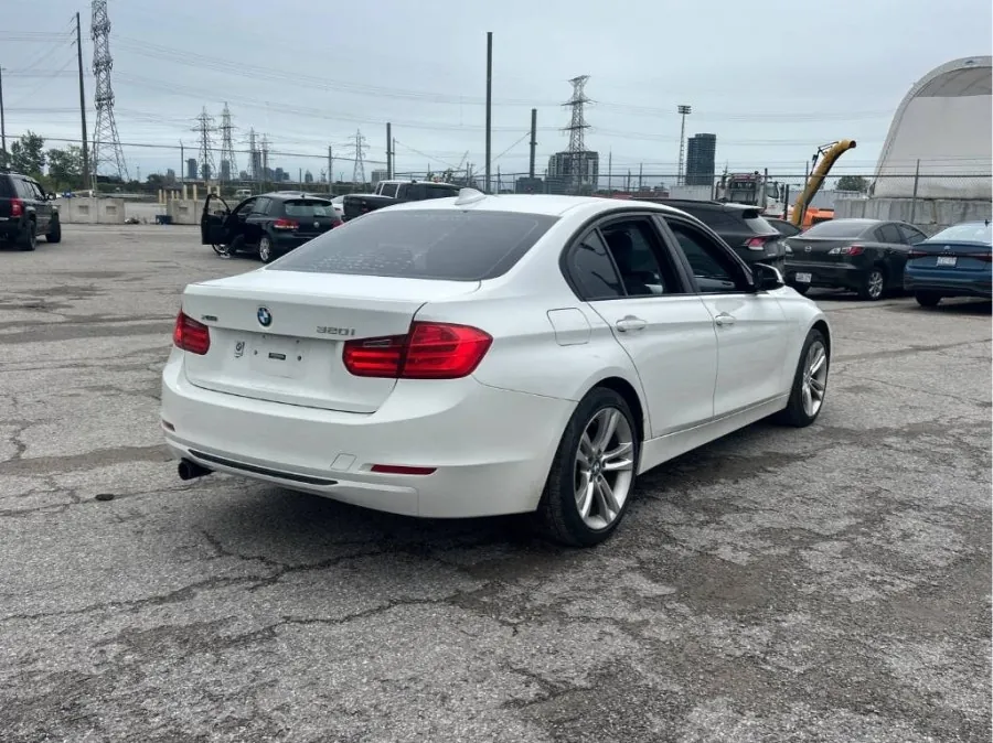 BMW 3 Series 2014 photo 3