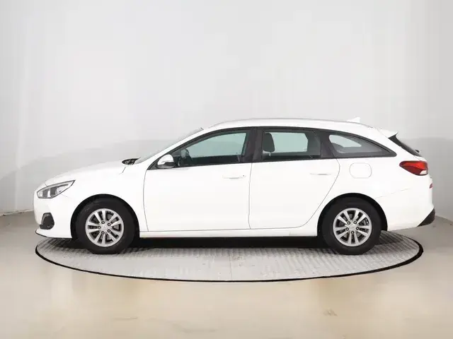 Hyundai I30 2020 photo 2