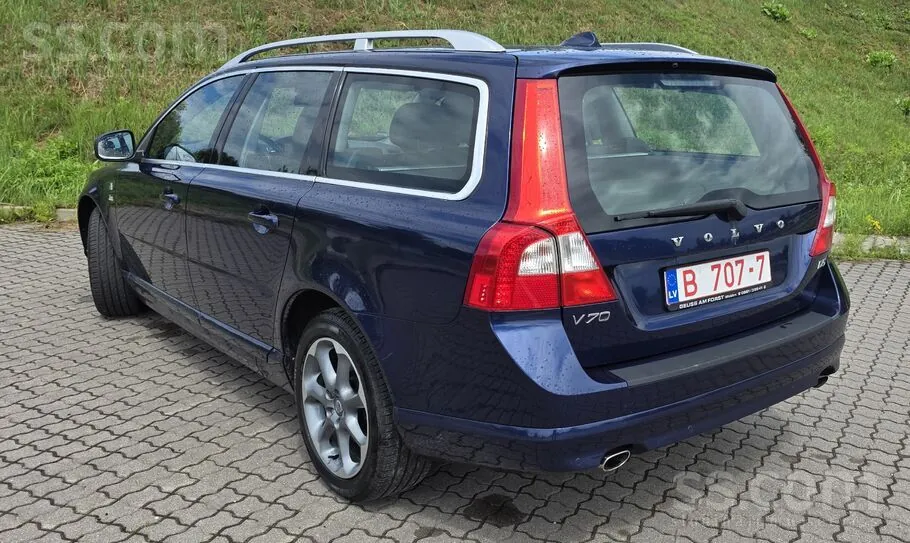 Volvo V70 2012 photo 3