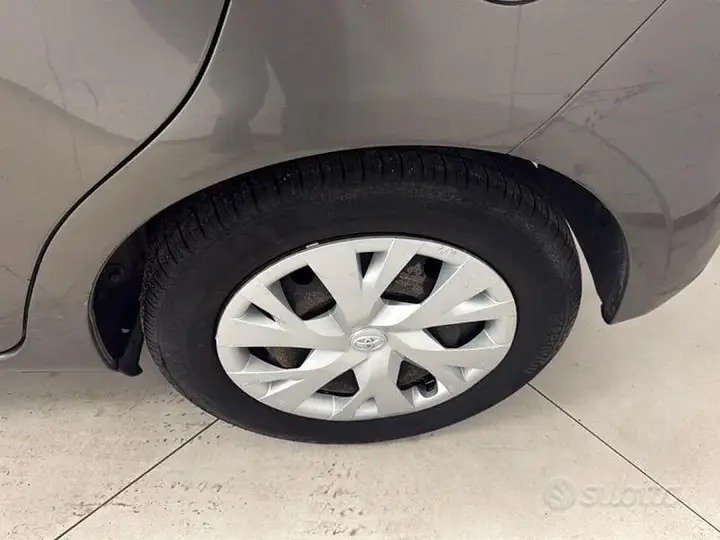 Toyota Yaris 2018 photo 5