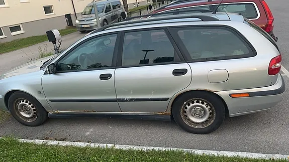 Volvo V40 2002 photo 3