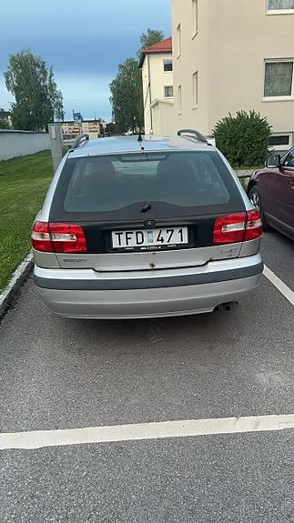 Volvo V40 2002 photo 5